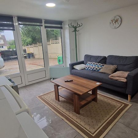 L'Auberge De Sucy - Studio Climatise Exteriér fotografie