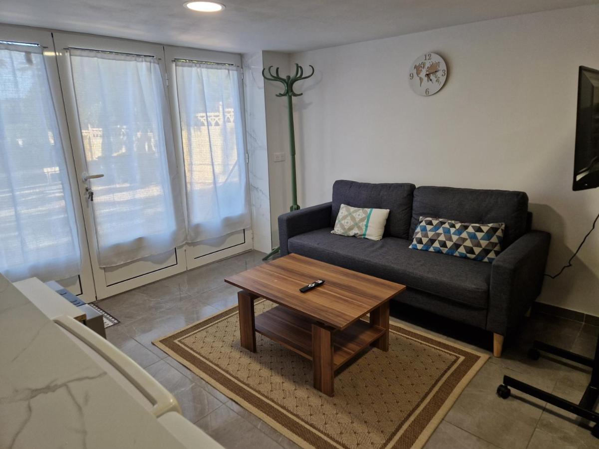 L'Auberge De Sucy - Studio Climatise Exteriér fotografie